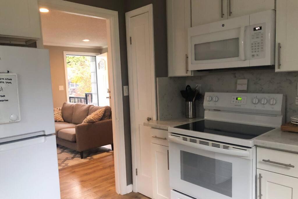 Cozy Crown Hill Carkeek Cottage W/3 Beds, Full Kitchen & Backyard In North Seattle Exteriér fotografie