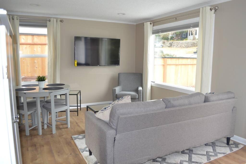 Cozy Crown Hill Carkeek Cottage W/3 Beds, Full Kitchen & Backyard In North Seattle Exteriér fotografie