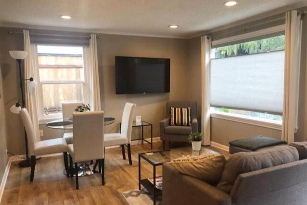Cozy Crown Hill Carkeek Cottage W/3 Beds, Full Kitchen & Backyard In North Seattle Exteriér fotografie