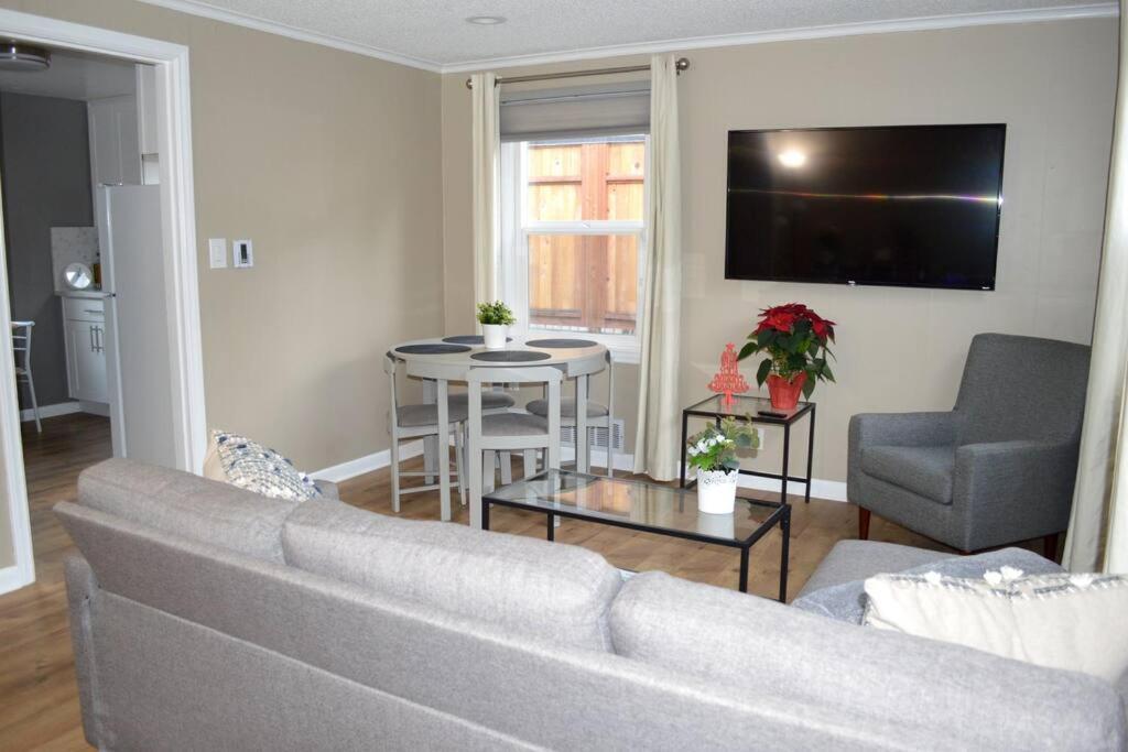 Cozy Crown Hill Carkeek Cottage W/3 Beds, Full Kitchen & Backyard In North Seattle Exteriér fotografie