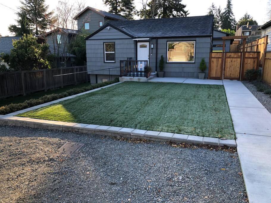 Cozy Crown Hill Carkeek Cottage W/3 Beds, Full Kitchen & Backyard In North Seattle Exteriér fotografie