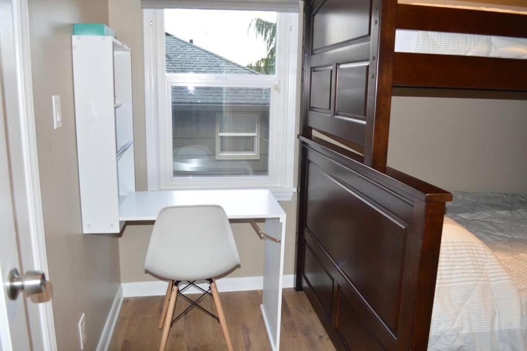 Cozy Crown Hill Carkeek Cottage W/3 Beds, Full Kitchen & Backyard In North Seattle Exteriér fotografie