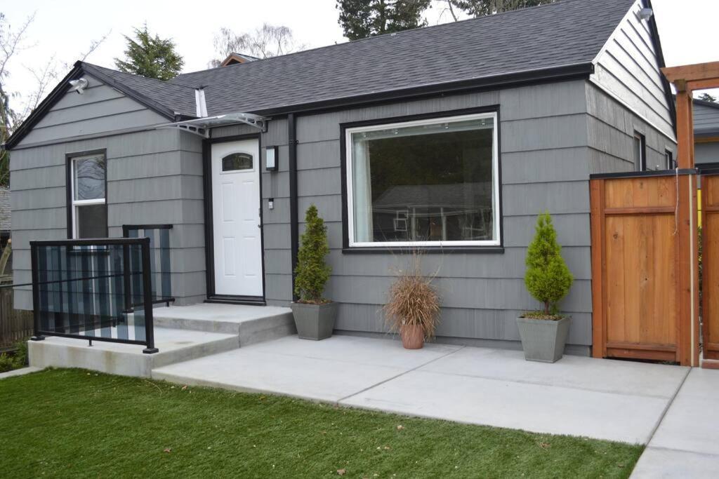 Cozy Crown Hill Carkeek Cottage W/3 Beds, Full Kitchen & Backyard In North Seattle Exteriér fotografie